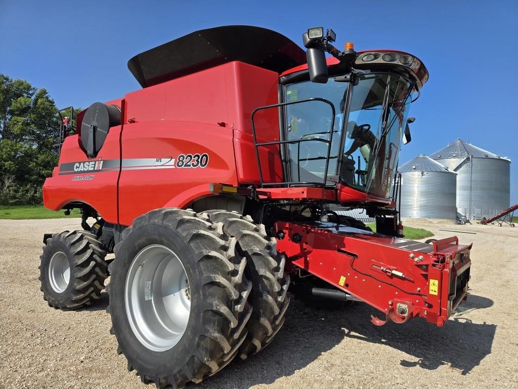 8230 Case IH